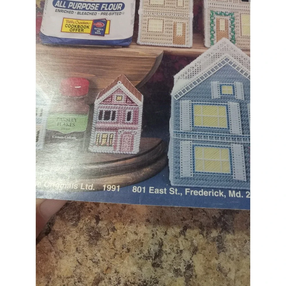 Vintage 1991 Kappie Originals Kitchen Containers Victorian Houses Plastic Canvas
